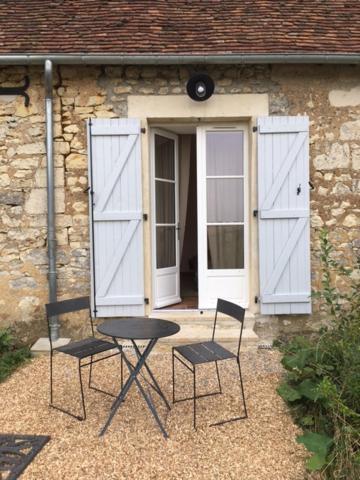 Chambres D'Hotes Du Bistrot Des Ecuries Cour-Maugis-sur-Huisne Buitenkant foto